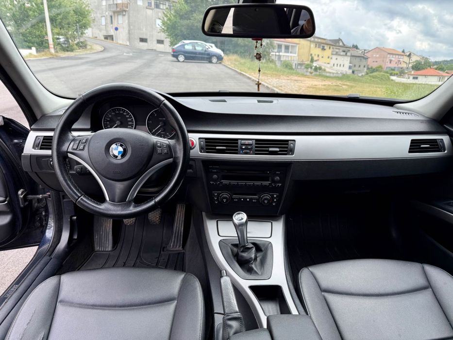 BMW 320d Touring 163cv 2007 - Selo Antigo