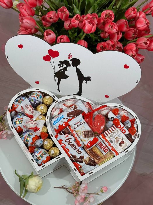 Ефектний солодкий подарунок на 8 Березня | Бокс подвійне серце