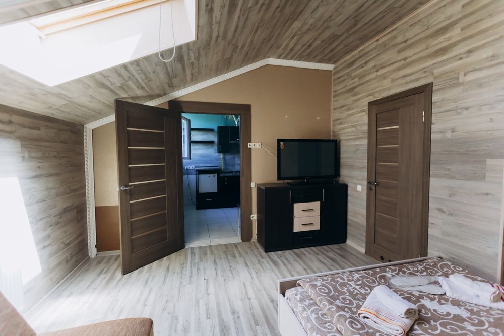 Затишна квартира біля Жд вокзалу(100метрів)