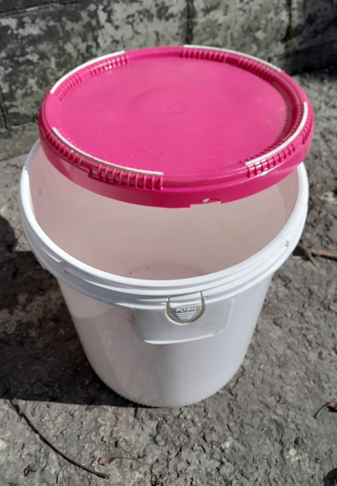 Відра пластикові 20л.