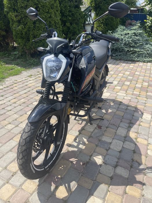 Продам мотоцикл LIFAN JR200