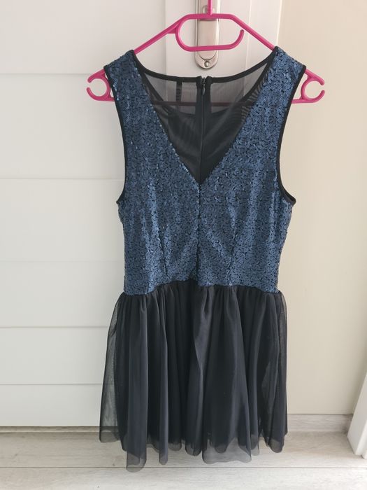 Sukienka cropp czarna z tiulem siateczka cekinami granatowa krótka
