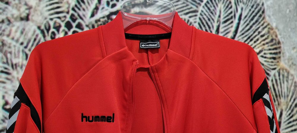 Czerwona bluza Hummel rozsuwana r. 164