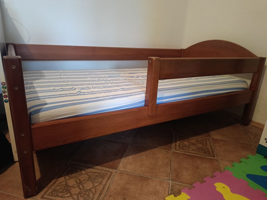 Łóżko dziecięce drewniane 140/70