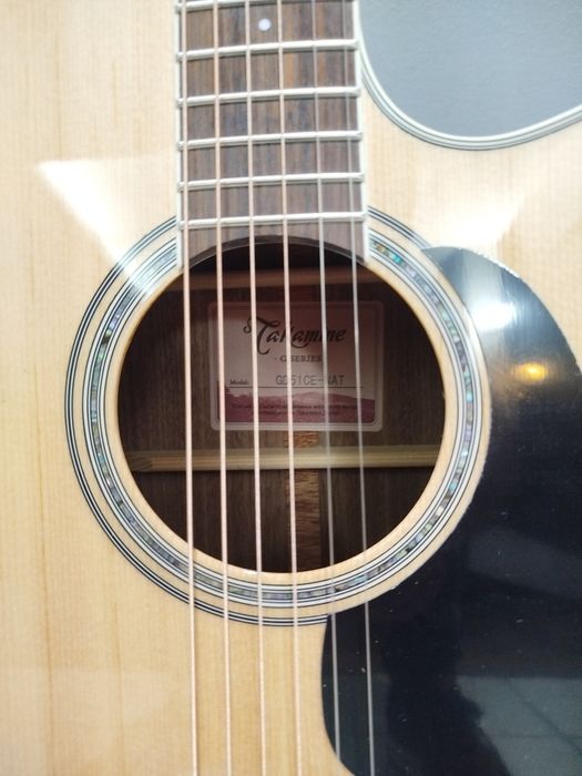 Guitarra Takamine GD51CE