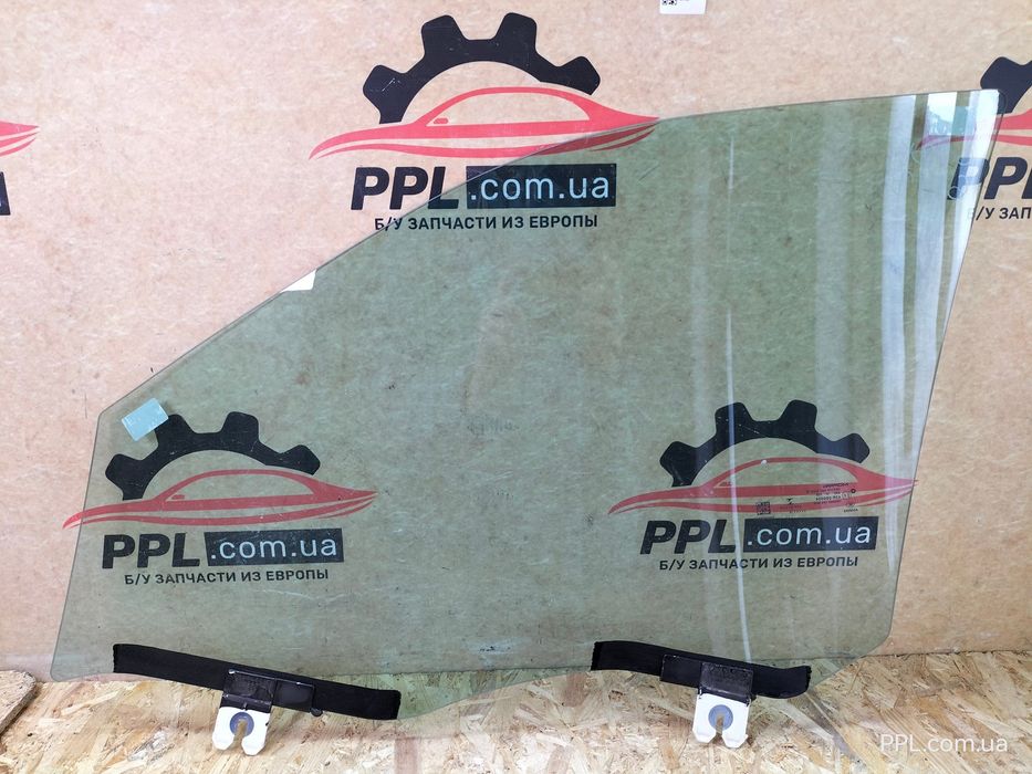 Jeep Compass II 2016- стекло двери переднее правое P68292952AC