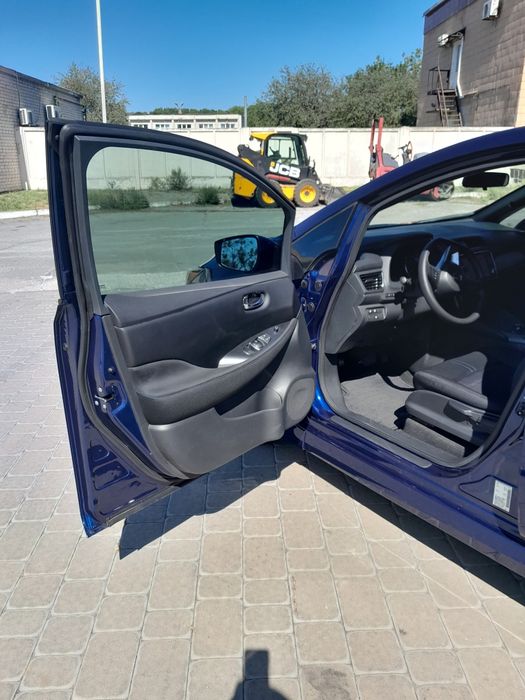 Електромобіль Ніссан Leaf 62 квт.2022р.