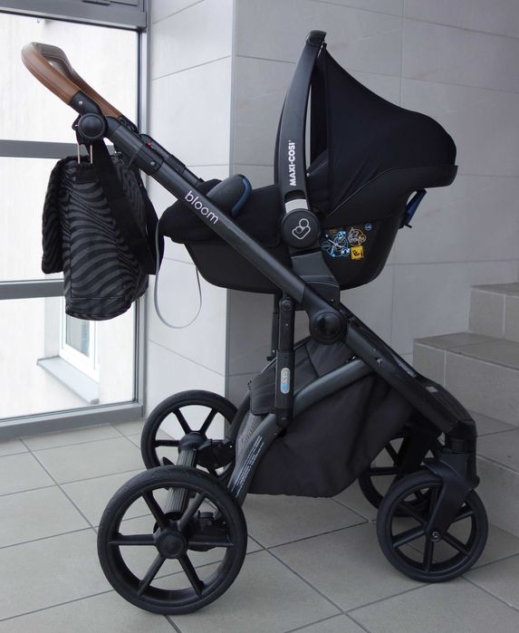 3w1 wózek  Roan Bloom z fotelikiem Maxi-Cosi