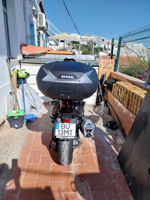 Kymco CV3 550cc Preto + Capacete