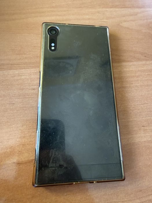 Telefon Sony Xperia XZ F8331