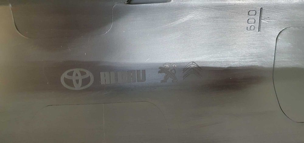 Listwa drzwi prawy przód Vivaro C Expert III Jumpy Proace Nowa OE