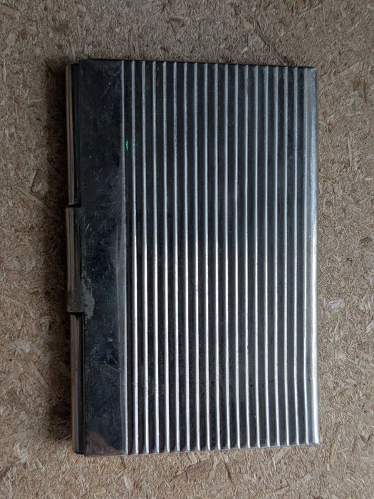 Візитниця металева