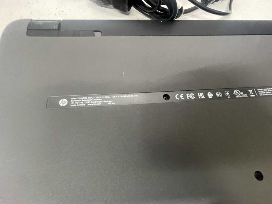 Ноутбук Acer Aspire ES1 сверхлегкий, батарея 4 часа