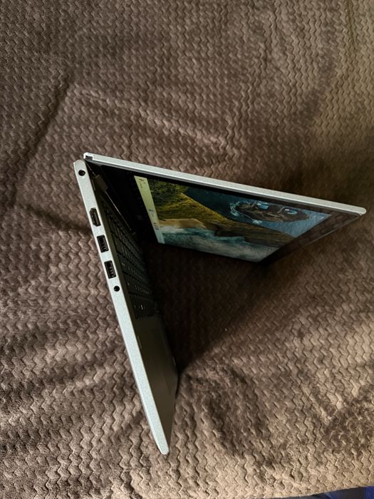 Dell inspiron P69G Dotykowy win 11 Pro