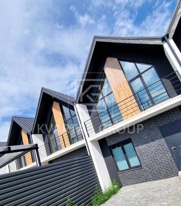 Продаж таунхаусу в передмісті Києва за привабливою ціною