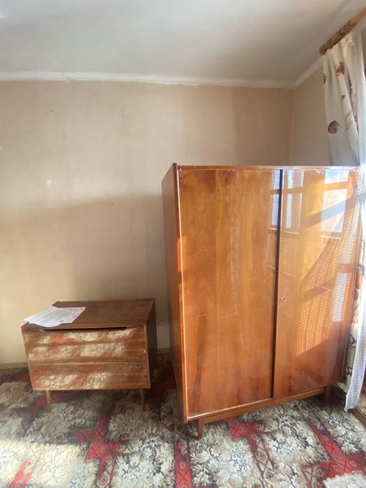 Меблі безкоштовно