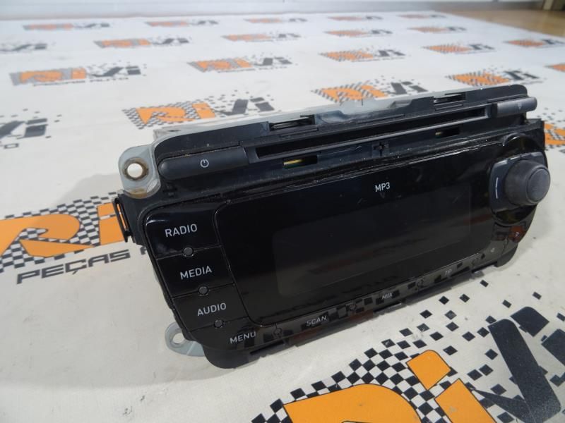 Rádio / auto-rádio SEAT Leon (1P1)