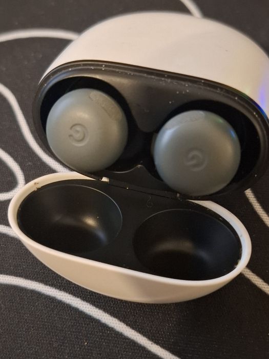 Google Pixel Buds Pro 2