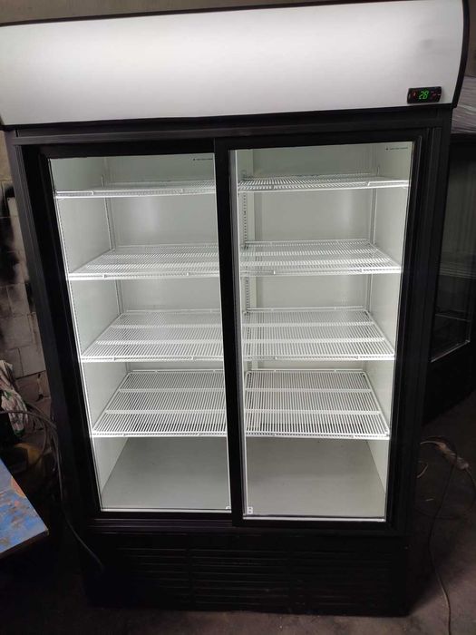Холодильна шафа. Холодильный шкаф Klimasan S1300 Графіт. Гарний стан