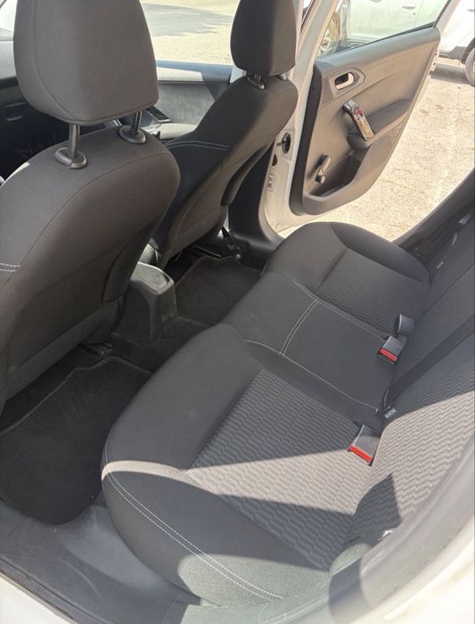 PEUGEOT 208 1.0vti ative