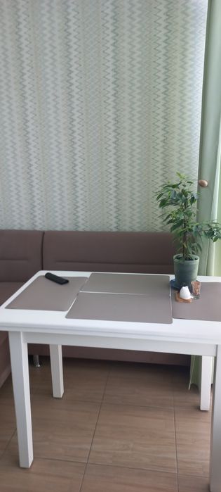 Кухонний диван зі спальним місцем