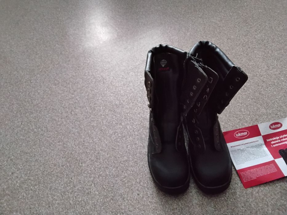 Buty skoczki ochrona.