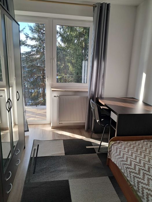 Wynajmę pokój dziewczynie