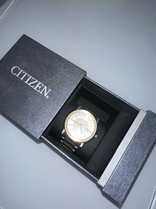 Годиник наручний CITIZEN