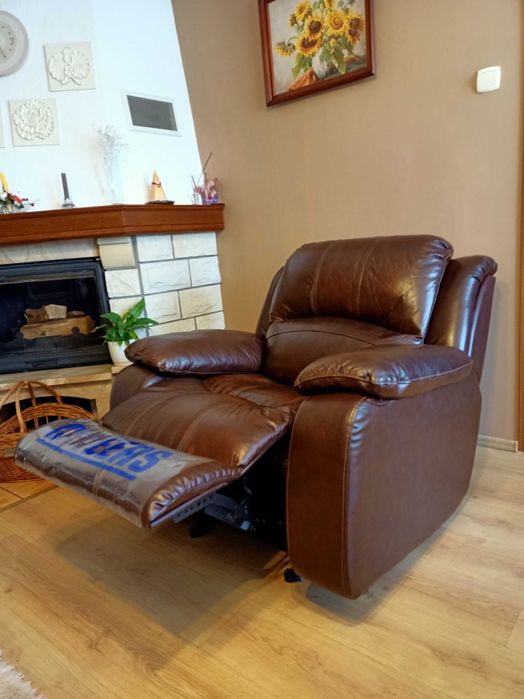 Fotel Lux bujany rozkładany skóra