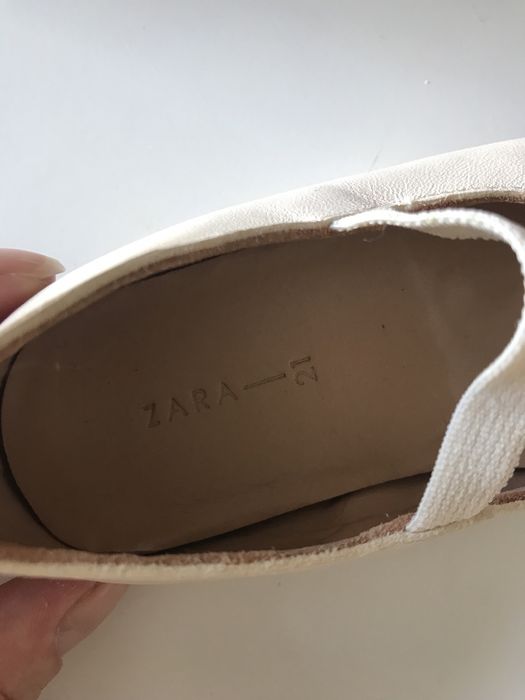 Sapatinho de cerimonia ZARA novo N21