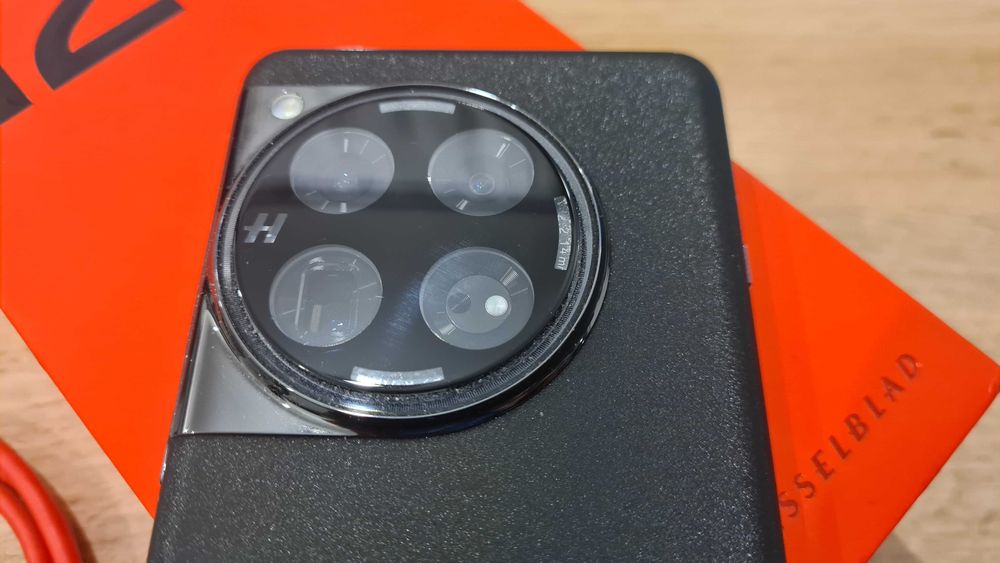 OnePlus 12 12/256 czarny + etui