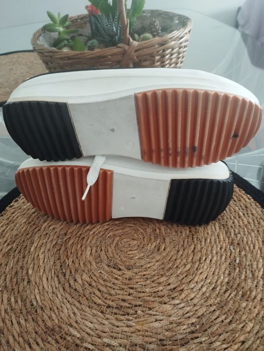 Sapatilhas usadas
