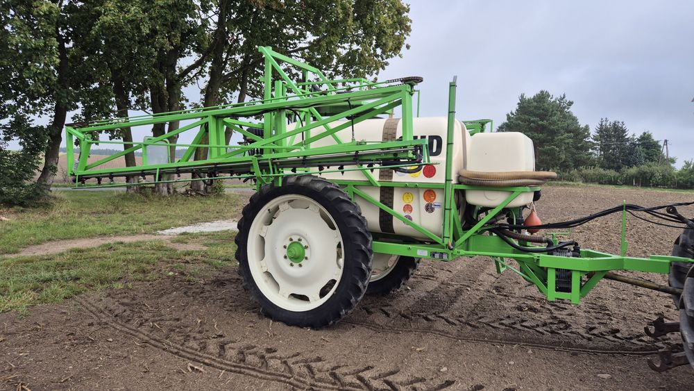 Opryskiwacz CHD dubex amazone 24m 2000L