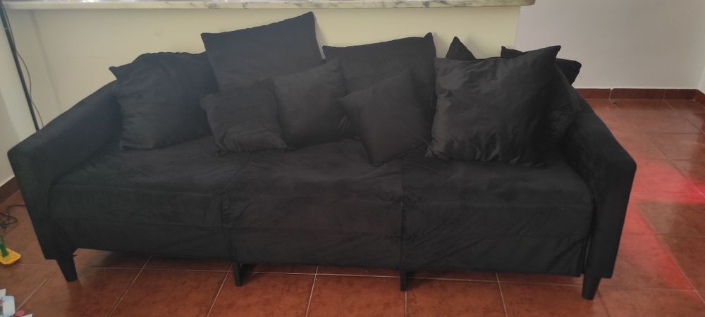 Sofa de tecido preto 3 lugares
