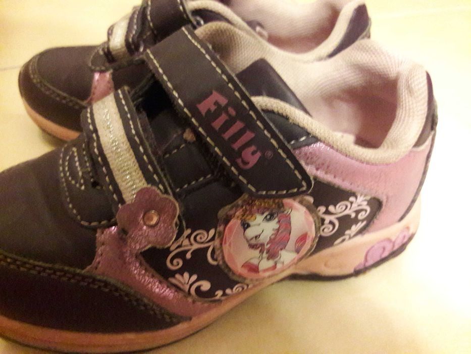 Adidasy Filly rozm. 26