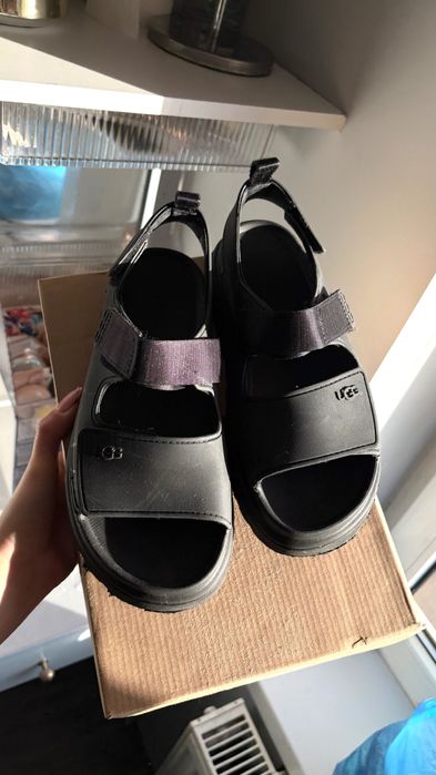 klapki ugg 37 sandały UGG