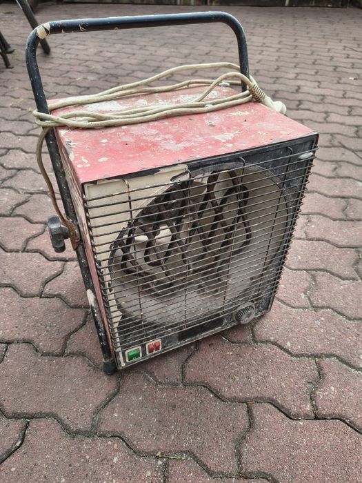 Nagrzewnica elektryczna budowlana