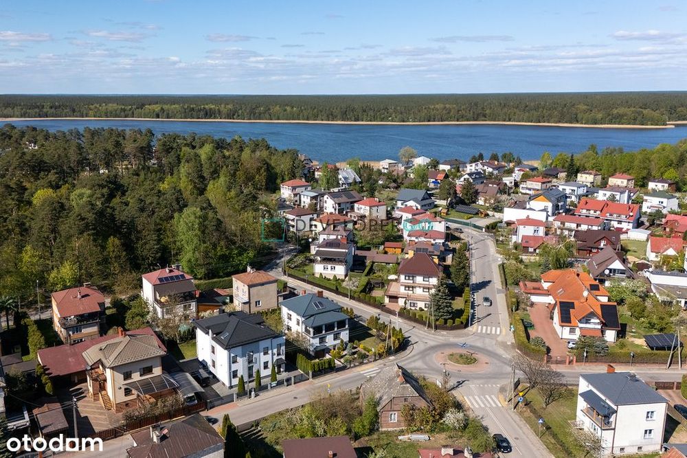 Dom wypoczynkowy. 8 apartamentów.