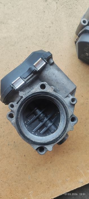 Заслонка BMW  7555944