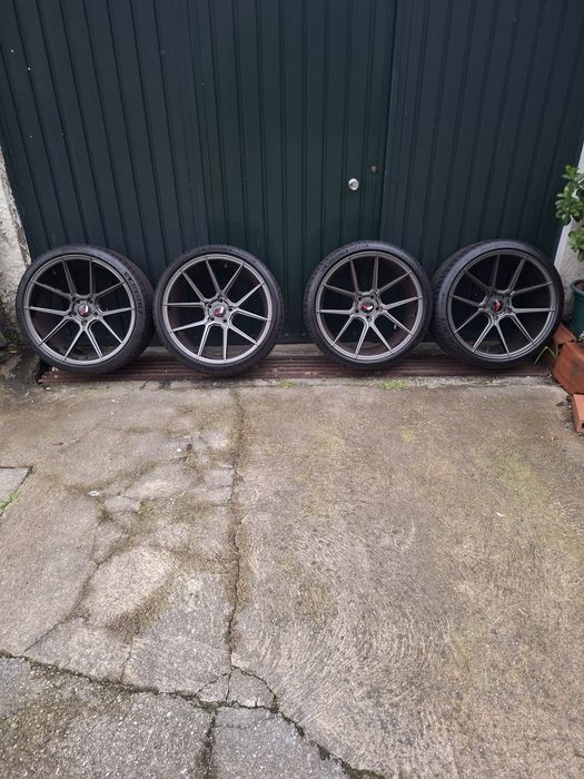 Jantes JR30 novas com pneus novos