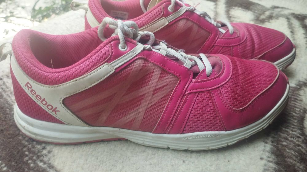 Reebok кроссовки