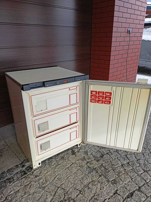 Zamrażarka 3 szufladowa