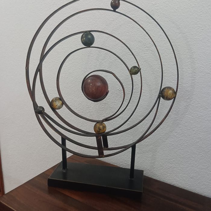 Peça decorativa sistema solar