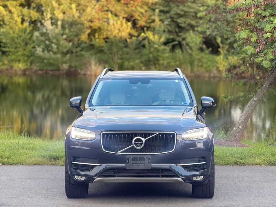 Volvo XC90    2015