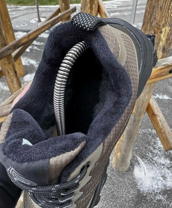 Мужские Зимние Кроссовки на Меху цвет Хаки Высокие Ботинки