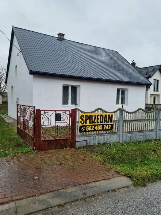 Dom wraz z dużą działką i budynkami gospodarczymi