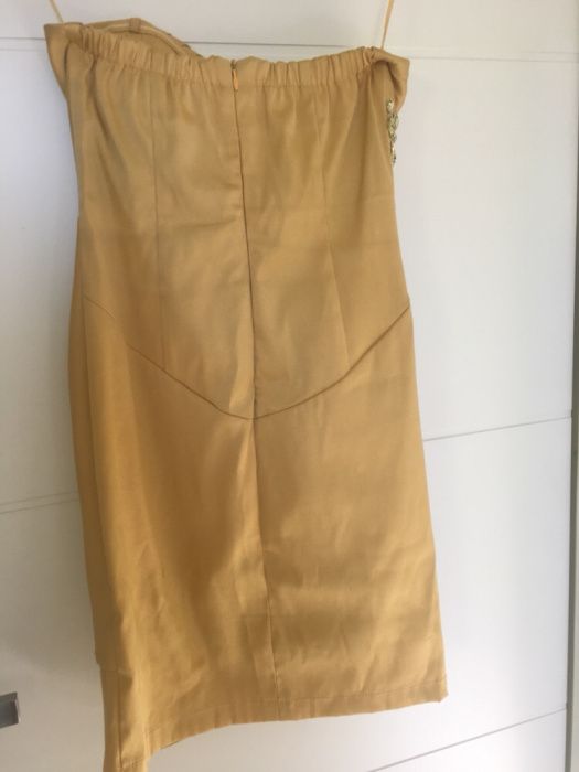 Sukienka karnawałowa, elegancka złota