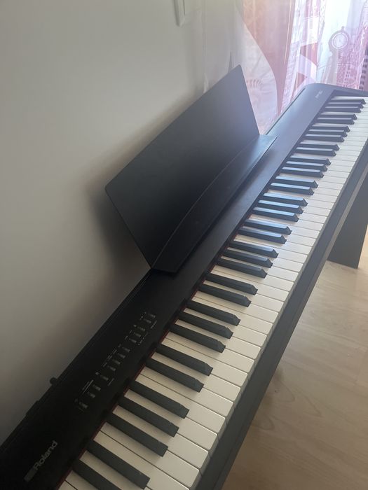 Piano Roland FP-30+suporte pedais+ banco