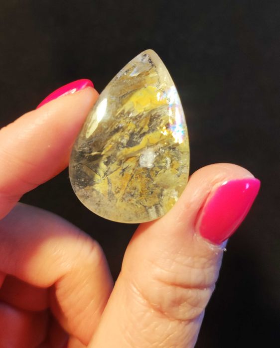 Kwarc ogrodowy • kaboszon do biżuterii lub kolekcji • inkluzje unikat