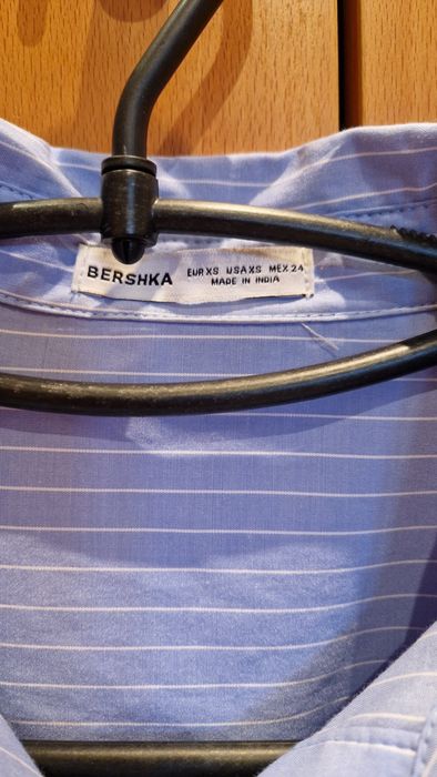 Camisa top azul de riscas Bershka Tamanho XS
